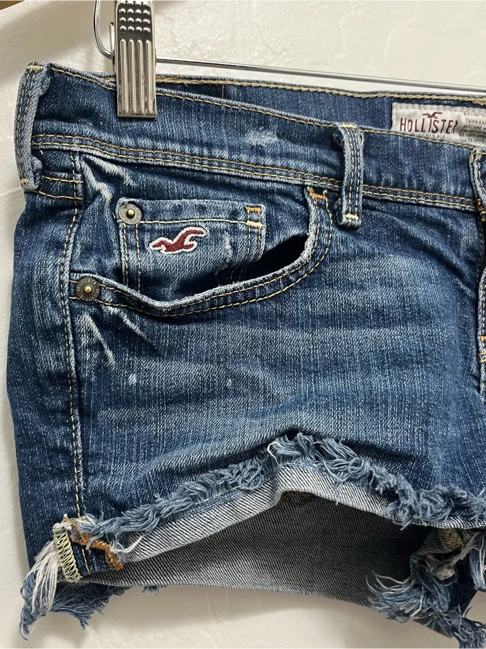 Hollister waist measures